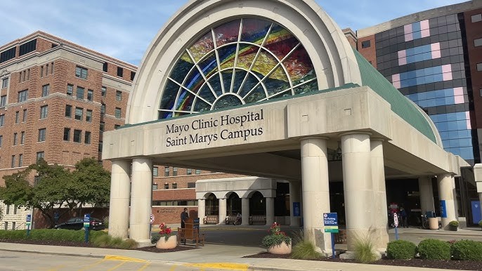 Stock photo of the Mayo Clinic St. Marys Campus