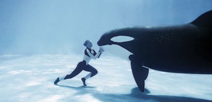 dawn-brancheau-with-killer-whale-underwater-1000x480