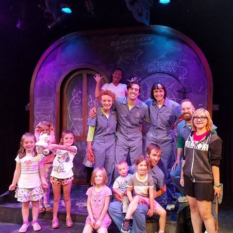 Story-related photo for post 19429_2982